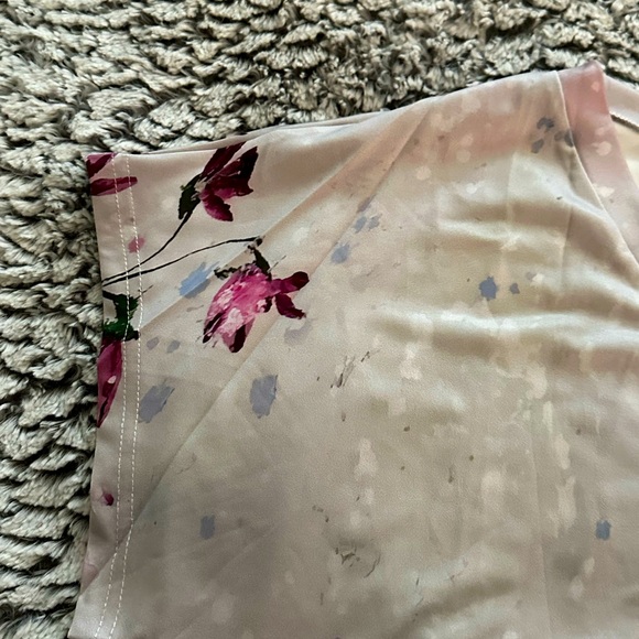 Beautiful Floral NORACORA Dress—-Medium - Picture 5 of 6